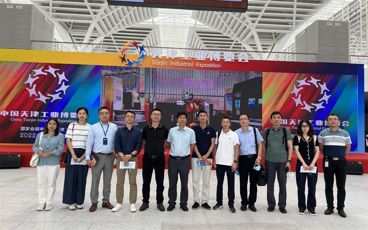 市外企協(xié)會(huì)組織外企高管參觀首屆天津工業(yè)博覽會(huì)