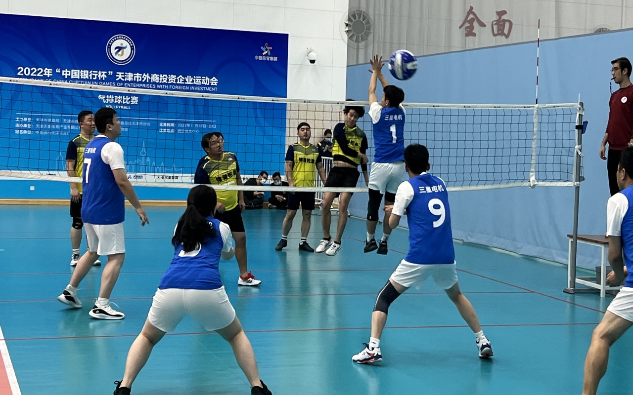 點(diǎn)燃冬日激情，氣排球總決賽冠軍到底花落誰(shuí)家？
